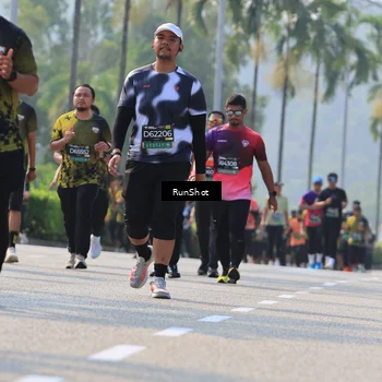 Runner Photo 7011640