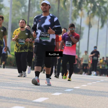 Runner Photo 7011641