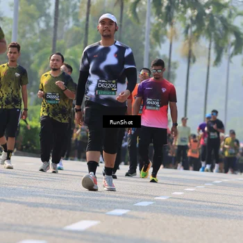 Runner Photo 7011643