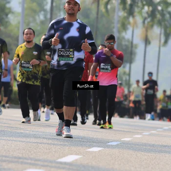 Runner Photo 7011645