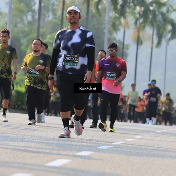 Runner Photo 7011652