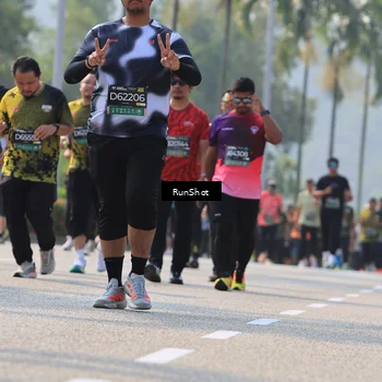 Runner Photo 7011654