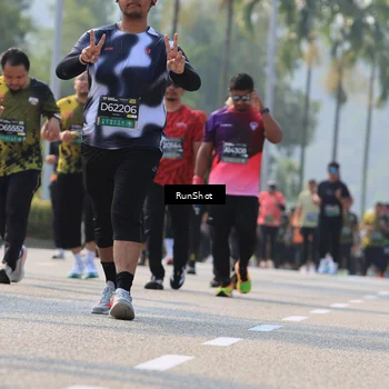 Runner Photo 7011657