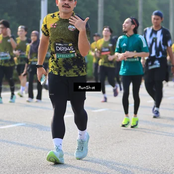 Runner Photo 7011658
