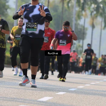 Runner Photo 7011662