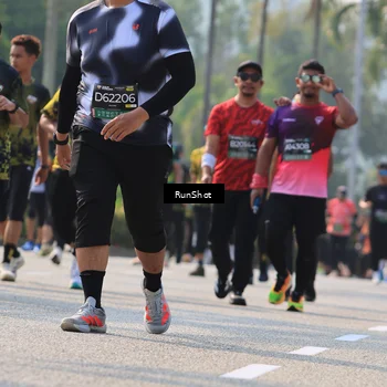 Runner Photo 7011673
