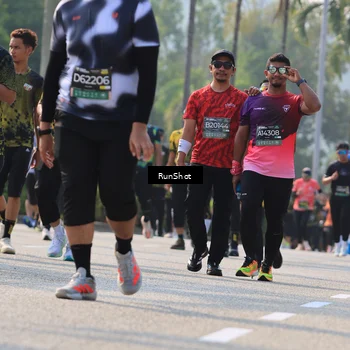 Runner Photo 7011675