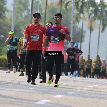 Runner Photo 7011694