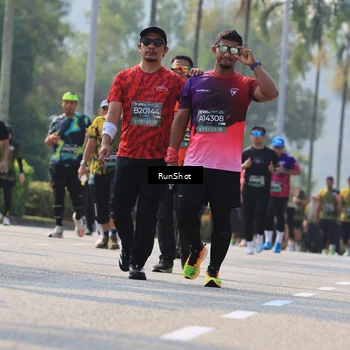 Runner Photo 7011695