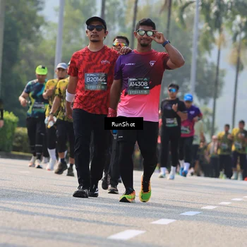Runner Photo 7011698
