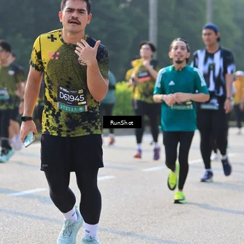 Runner Photo 7011713