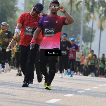 Runner Photo 7011715