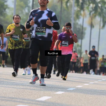 Runner Photo 7011723