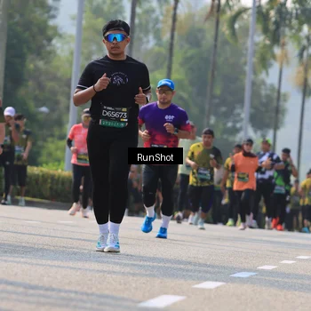 Runner Photo 7011756