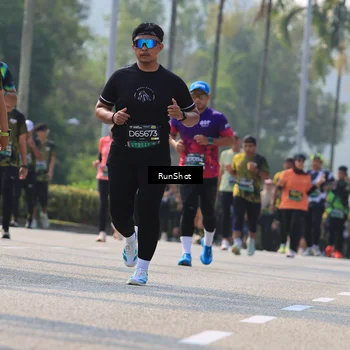 Runner Photo 7011761