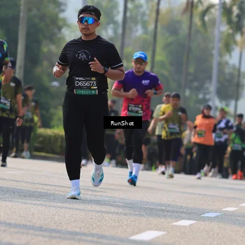 Runner Photo 7011765