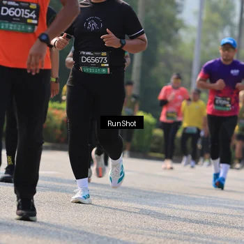 Runner Photo 7011788