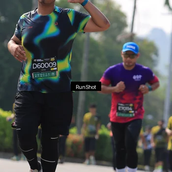 Runner Photo 7011795