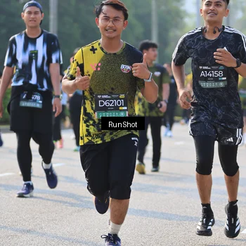 Runner Photo 7011798