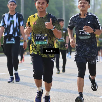 Runner Photo 7011810