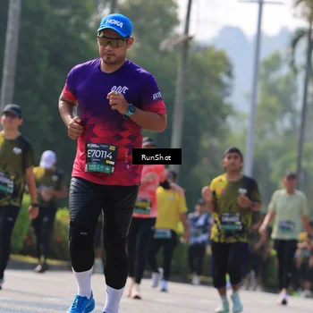 Runner Photo 7011813