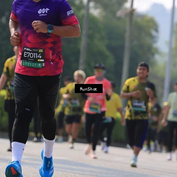Runner Photo 7011815