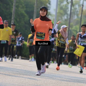 Runner Photo 7011843