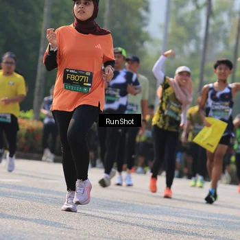 Runner Photo 7011845