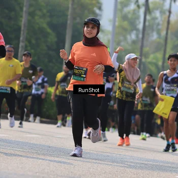 Runner Photo 7011846