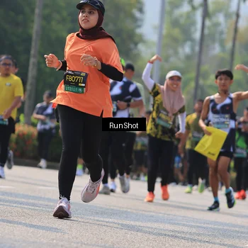 Runner Photo 7011847