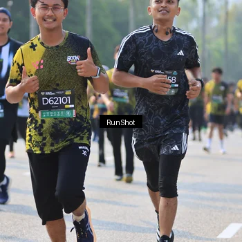 Runner Photo 7011859