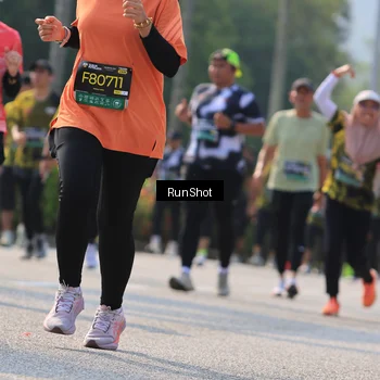 Runner Photo 7011863
