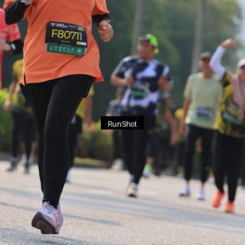 Runner Photo 7011864