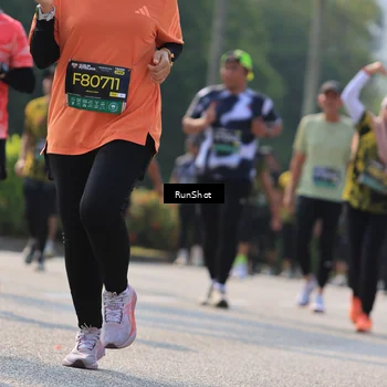 Runner Photo 7011875