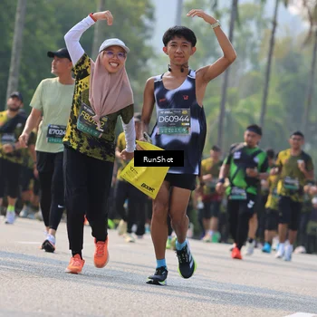 Runner Photo 7011877