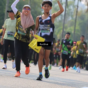 Runner Photo 7011885