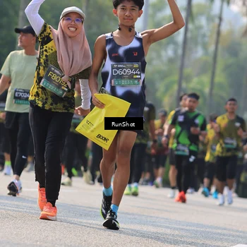Runner Photo 7011890