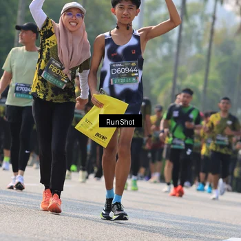 Runner Photo 7011902