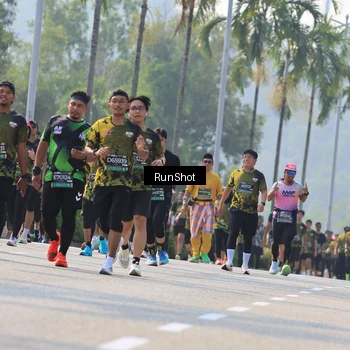 Runner Photo 7011903