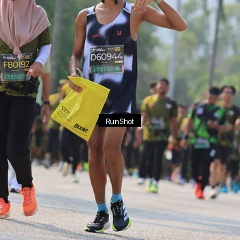 Runner Photo 7011905