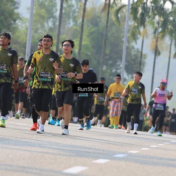 Runner Photo 7011915