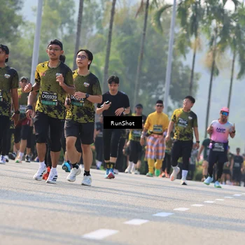 Runner Photo 7011920