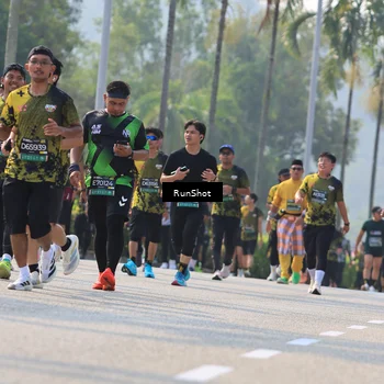 Runner Photo 7011922