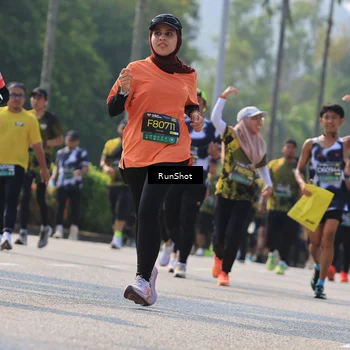 Runner Photo 7011923