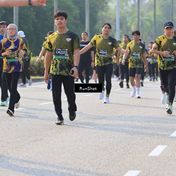 Runner Photo 7011924