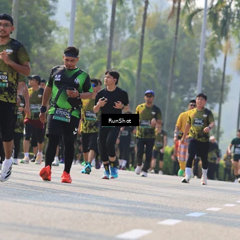 Runner Photo 7011933