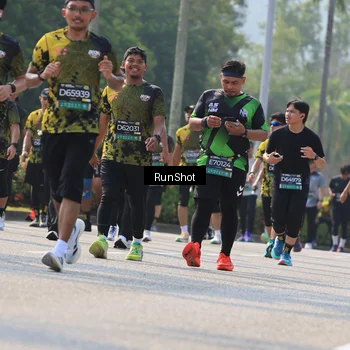 Runner Photo 7011937