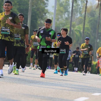 Runner Photo 7011939