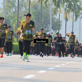 Runner Photo 7011968