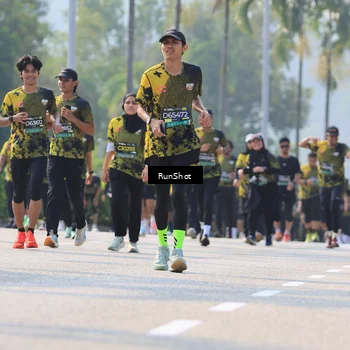 Runner Photo 7011973
